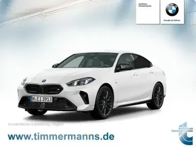 Gebraucht BMW M235 Shadowline 300 PS (220 kW) 2025 Alpinweiß uni (metallic) Coupé