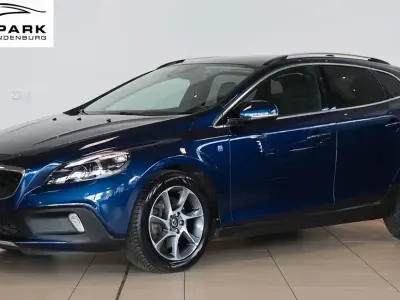 Używany Volvo V40 CC Ocean Race 120 KM (88 kW) 2015 Niebieski Kombi