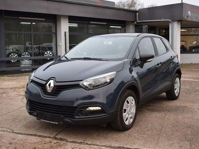 Usata Renault Captur Life 90 CV (66 kW) 2017 Blu SUV