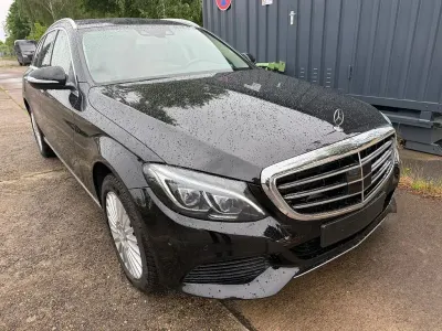 Gebraucht Mercedes C250 204 PS (150 kW) 2015 Schwarz Limousine