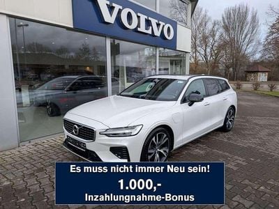 Gebraucht Volvo V60 R-Design 341 PS (250 kW) 2020 Crystal white Kombi