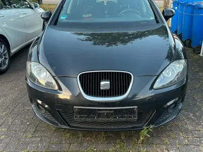 Gebraucht Seat Leon 105 PS (77 kW) 2011 Kleinwagen