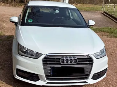 Gebraucht Audi A1 Sportback 95 PS (69 kW) 2016 Weiß Kleinwagen