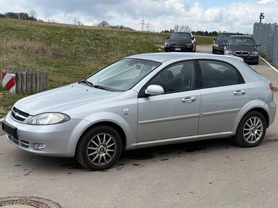 Gebraucht Chevrolet Lacetti CDX 121 PS (88 kW) 2007 Silber Limousine