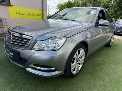 Gebraucht Mercedes C180 156 PS (114 kW) 2012 Silber Limousine