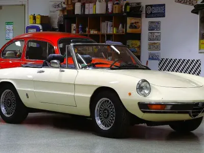 Gebraucht Alfa Romeo Spider 126 PS (92 kW) 1982 Beige Cabrio