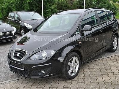 Schwarz metallic Gebraucht 2012 Seat Altea XL Style Van / Kleinbus | 13.980 €