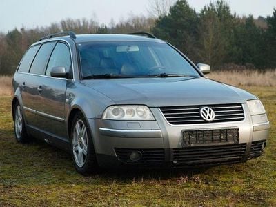 Grau Gebraucht 2001 VW Passat Limousine | 3.300 € (Fairer Preis)