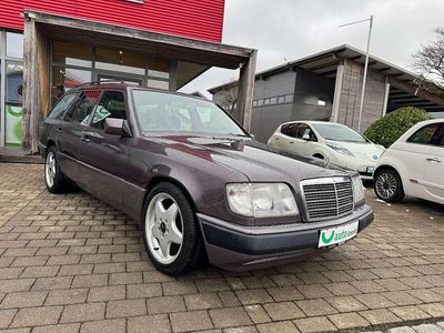 Gebraucht Mercedes E230 132 PS (97 kW) 1991 Grau Kombi