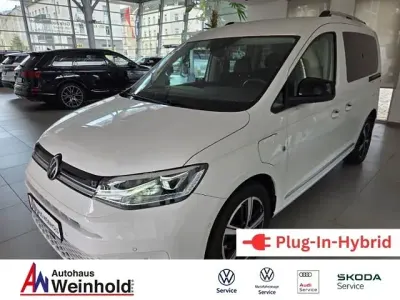 Gebraucht VW Caddy Style 150 PS (110 kW) 2025 Weiß Van / Kleinbus