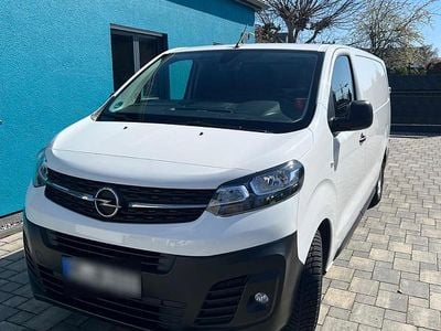 Gebraucht Opel Vivaro 122 PS (89 kW) 2021 Weiß Van / Kleinbus