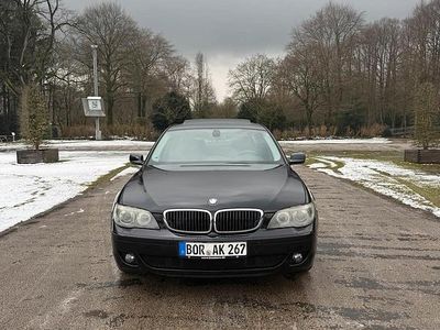Gebraucht BMW 730 261 PS (191 kW) 2005 Schwarz Limousine