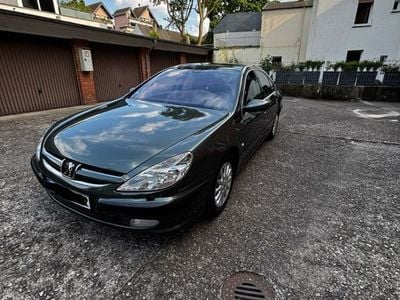 Peugeot 607