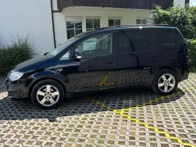 Gebraucht VW Touran United 102 PS (75 kW) 2009 Schwarz Van / Kleinbus