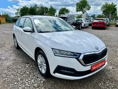 Gebraucht Skoda Octavia Ambition 150 PS (110 kW) 2023 Weiß Kombi