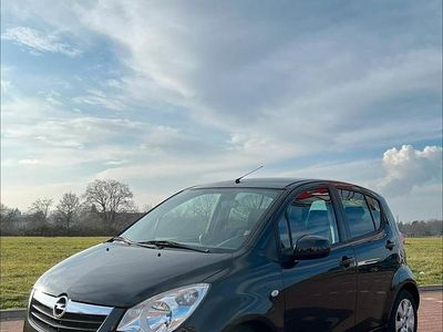 Usata Opel Agila 86 CV (63 kW) 2008 Nero Utilitaria