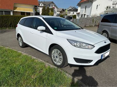 gebraucht Ford Focus Turnier 1.0 EcoBoost Start-Stop / neuer Motor