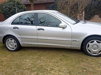 Gebraucht Mercedes C240 Classic 170 PS (125 kW) 2000 Silber Limousine