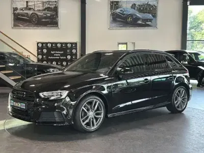 Gebraucht Audi A3 S-Line 116 PS (85 kW) 2019 Schwarz Limousine