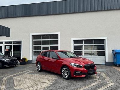 Rot Gebraucht 2019 BMW 116 Sport Line Kleinwagen | 21.990 € (Teuer)
