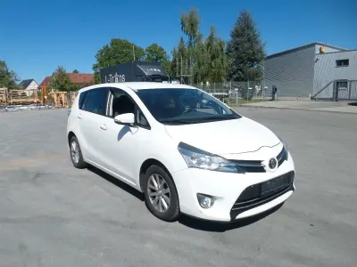 Brugt Toyota Verso Basis 111 HK (81 kW) 2017 Hvid MPV