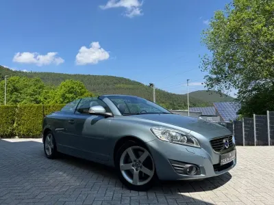Gebraucht Volvo C70 Summum 150 PS (110 kW) 2011 Blau Cabrio