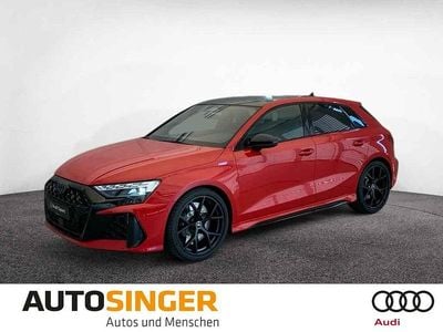 Nuova Audi RS3 Sport 400 CV (294 kW) 2025 Rosso Berlina