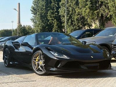 Gebraucht Ferrari F8 721 PS (530 kW) 2022 Schwarz Cabrio
