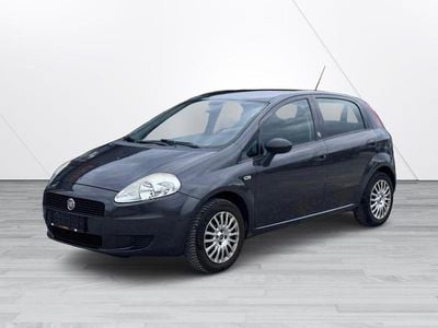 Gebraucht Fiat Grande Punto 69 PS (50 kW) 2011 Grau Kleinwagen