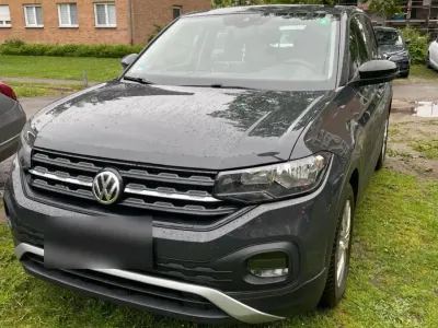 Używany VW T-Cross Basis 150 KM (110 kW) 2019 Szary SUV
