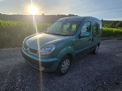 Gebraucht Renault Kangoo Privilege 75 PS (55 kW) 2004 Motugrün Van / Kleinbus