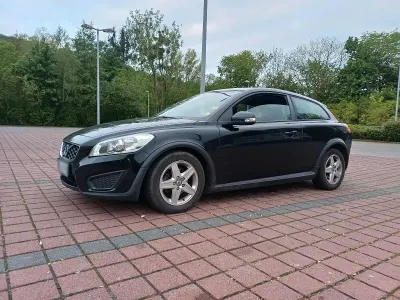 Używany Volvo C30 110 KM (80 kW) 2010 Czarny Hatchback