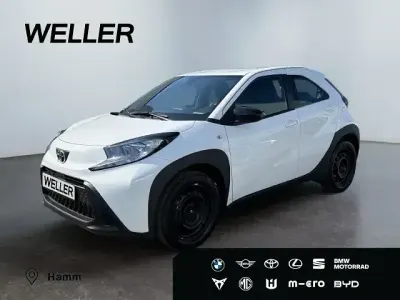 Nouvelle Toyota Aygo X Business Edition 72 ch (52 kW) 2025 Blanc SUV