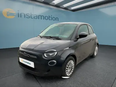 Second-hand Fiat 500e Action 69 kW (95 CP) 2022 Negru Hatchback