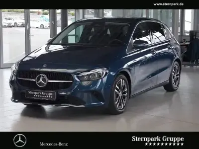 Gebraucht Mercedes B220 Progressive 190 PS (139 kW) 2023 Denimblau Van / Kleinbus