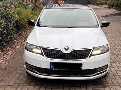 Usata Skoda Rapid 125 CV (91 kW) 2018 Bianco Utilitaria