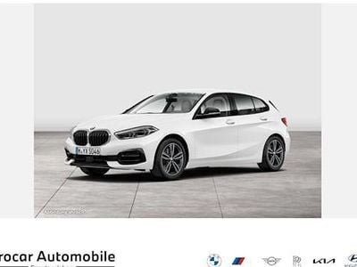 Weiß Gebraucht 2022 BMW 118 Sport Line Kleinwagen | 20.590 € (Guter Preis)