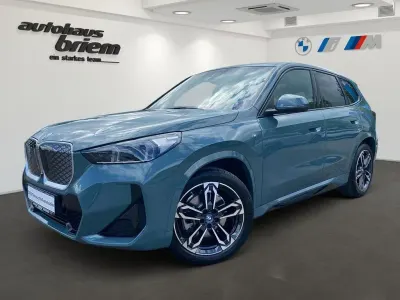 Gebraucht BMW iX1 M Sport 230 kW (313 PS) 2025 Cape york grün SUV