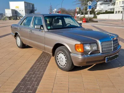 Gebraucht Mercedes 420 224 PS (164 kW) 1990 Gold Limousine