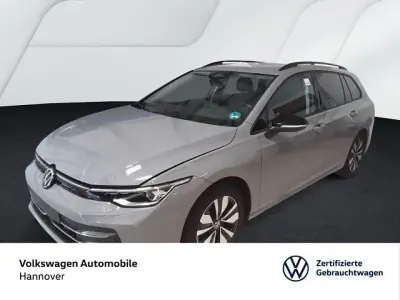 Gebraucht VW Golf VIII Goal 150 PS (110 kW) 2025 Mondsteingrau Kombi