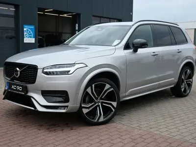 Gebraucht Volvo XC90 235 PS (172 kW) 2023 Silver dawn metallic SUV