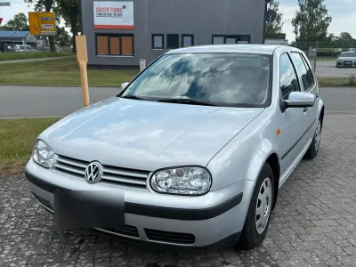 Gebraucht VW Golf IV 101 PS (74 kW) 1999 Silber Kleinwagen