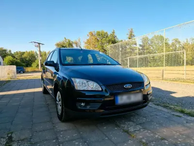 Gebraucht Ford Focus Style 125 PS (91 kW) 2007 Schwarz Kombi