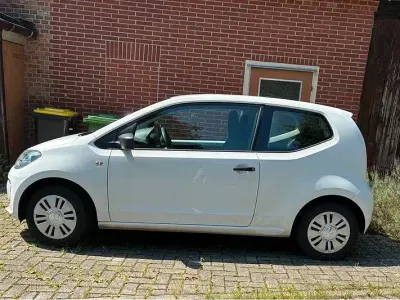 Gebraucht VW up! 68 PS (50 kW) 2013 Weiß Kleinwagen