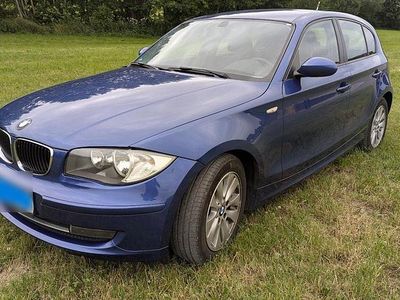Gebraucht BMW 116 122 PS (89 kW) 2009 Blau Kleinwagen