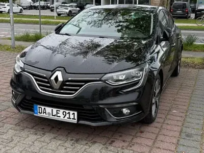 Gebraucht Renault Mégane Bose Edition 132 PS (97 kW) 2016 Schwarz Limousine