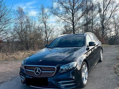 Gebraucht Mercedes E220 AMG 190 PS (139 kW) 2017 Schwarz Kombi
