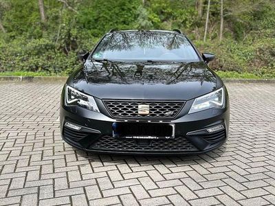 Second-hand Seat Leon 4Drive 300 CP (220 kW) 2018 Negru Break