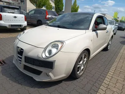 Gebraucht Alfa Romeo MiTo Turismo 135 PS (99 kW) 2012 Weiß Kleinwagen