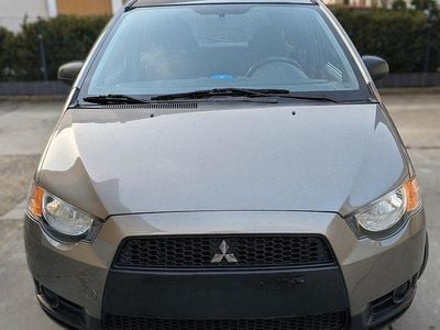 Second-hand Mitsubishi Colt Inform 95 CP (69 kW) 2009 Gri Hatchback